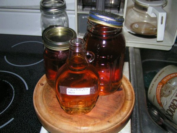 shagbark hickory syrup april 06 2013.jpg