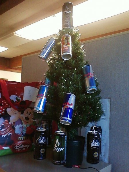Tree decorated.jpg