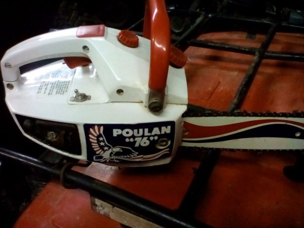 poulan 76 001.jpg