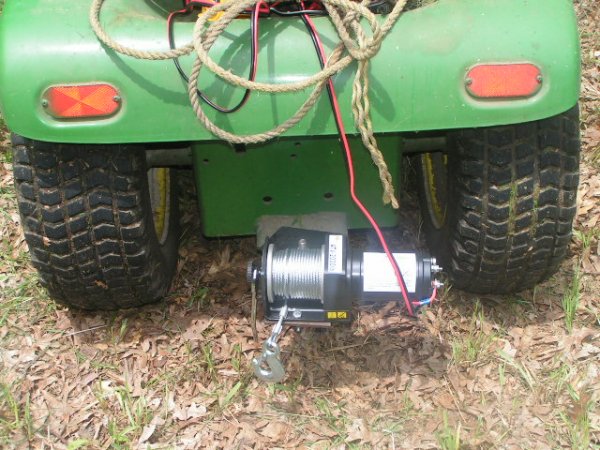 new small winch on John Deere 110.JPG