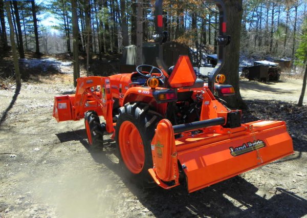 Kubota-2.JPG