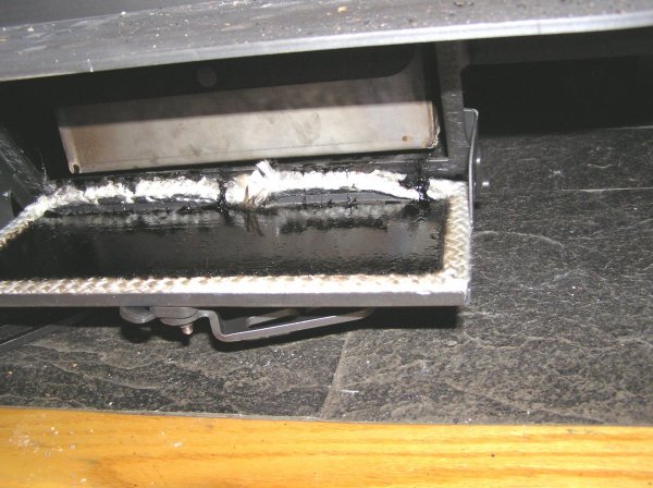 ash pan door gasket.jpg