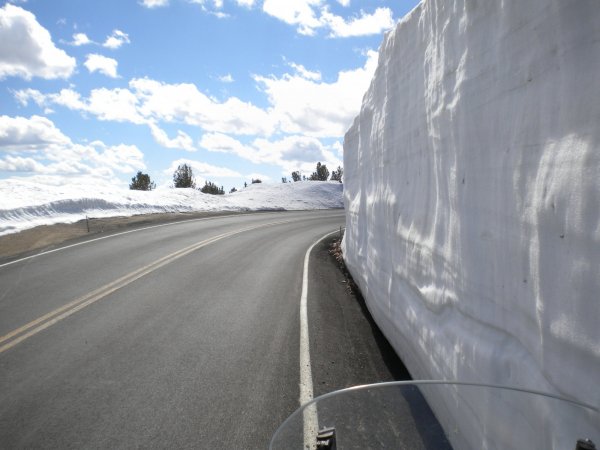 Beartooth Pass 2.jpg