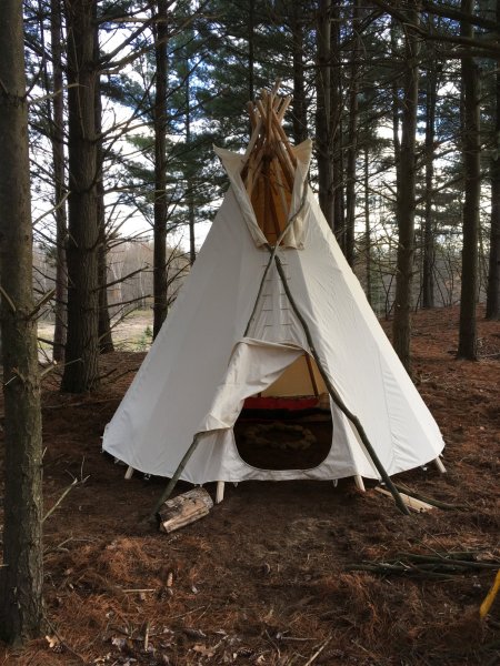 Scotty's tipi-1.JPG