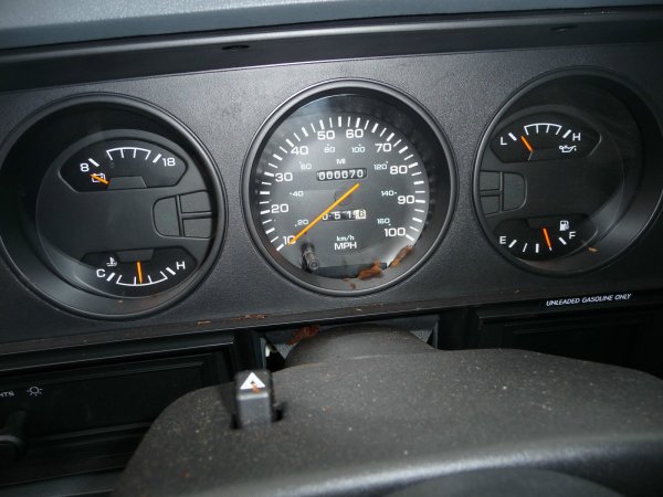 1993-Dodge-Pickup-dash.jpg