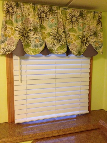Window9_NewAnderson400.JPG