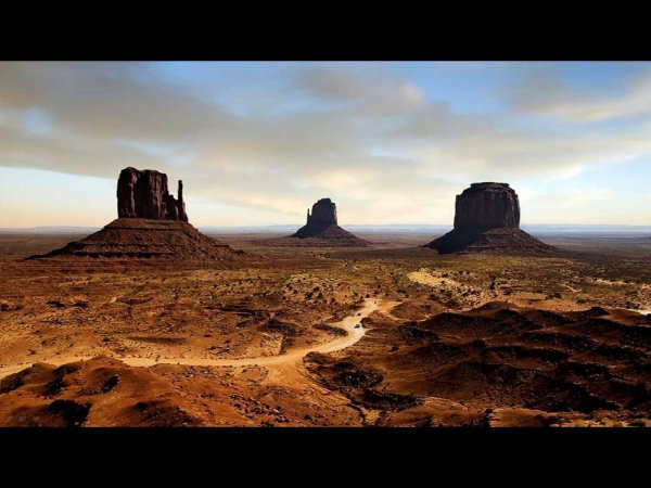 Monument Valley-2.jpg