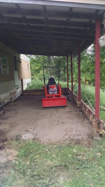 tractor-stall.jpg