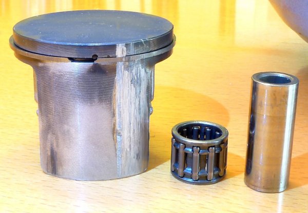 PistonIntake.JPG
