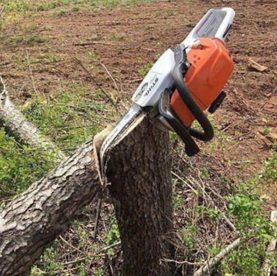 Stuck saw.jpg