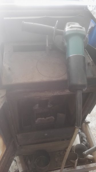 log stove.jpg