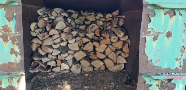 Load 1 stacked.jpg