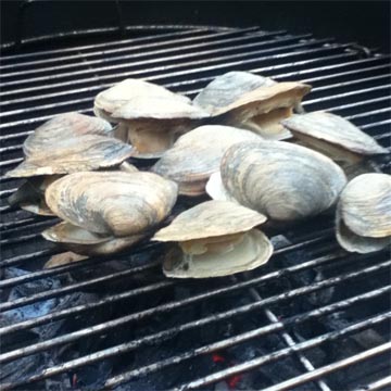 smoked clams.jpg