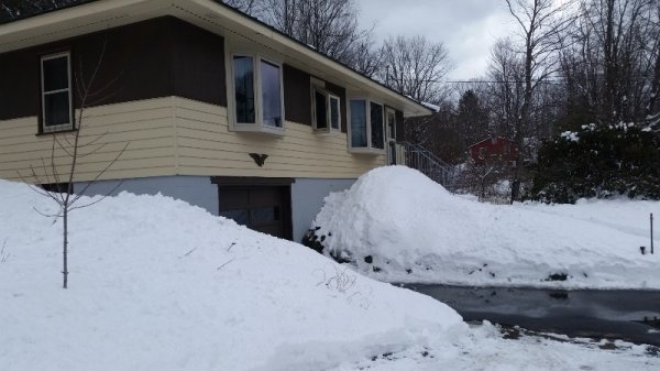 front of house toward front door.jpg