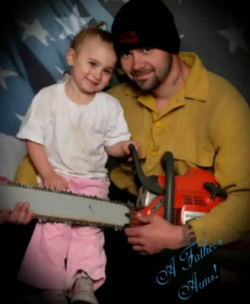 chainsawguy.jpg