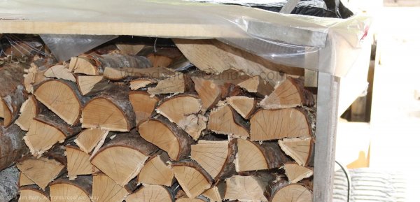 20190528-firewood-last-bits-closeup.jpg