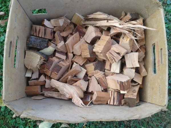 Pieces of cherry for charcoal.jpg