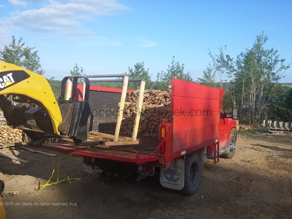20190815-firewood-truck-skidsteer-pallets.jpg