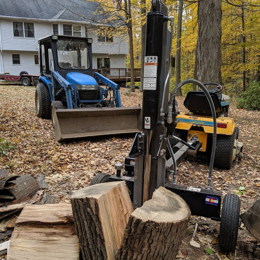 2019-10 log splitting.jpg