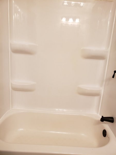 Recualked tub.jpg