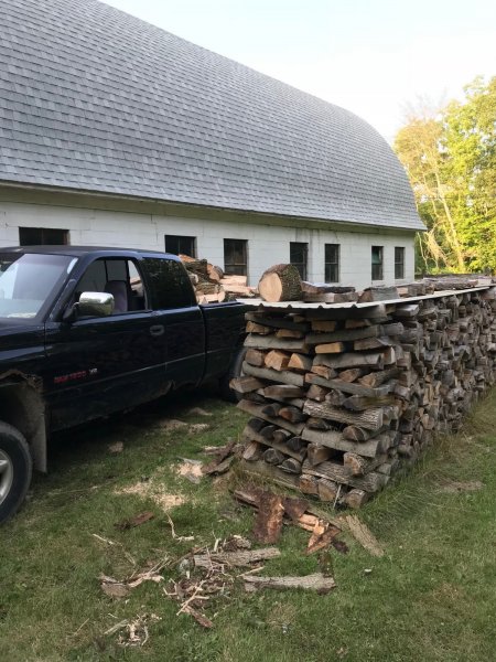 load at barn.jpg