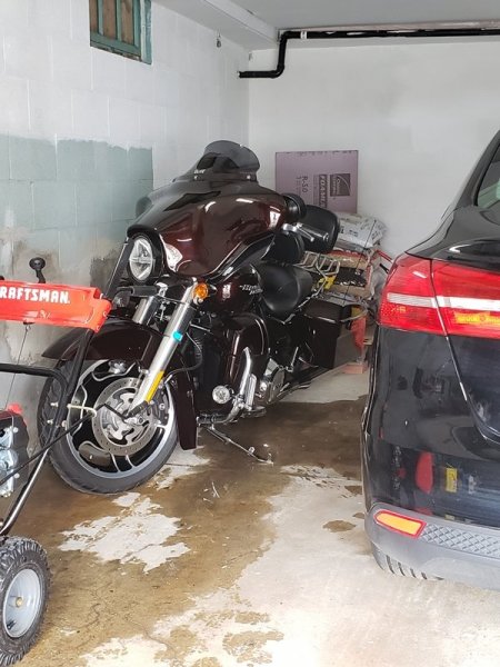 Bike is back in town - in garage.jpg