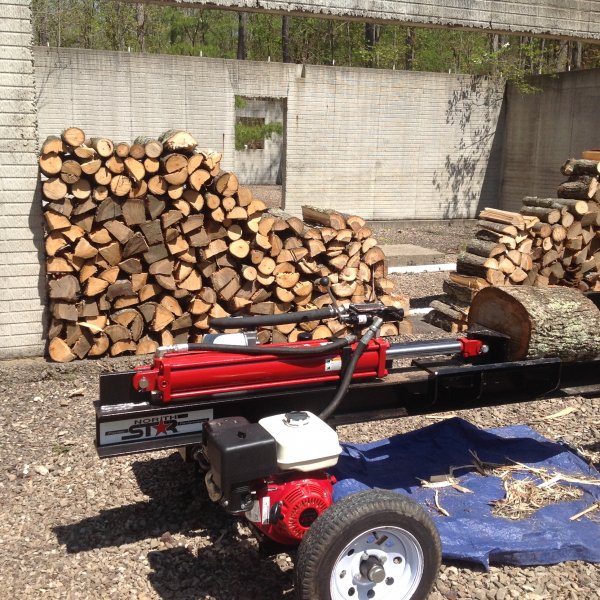 Cutting Hickory... Firewood Hoarders Club
