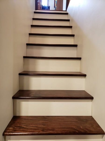 Stairs in from bottom.jpg