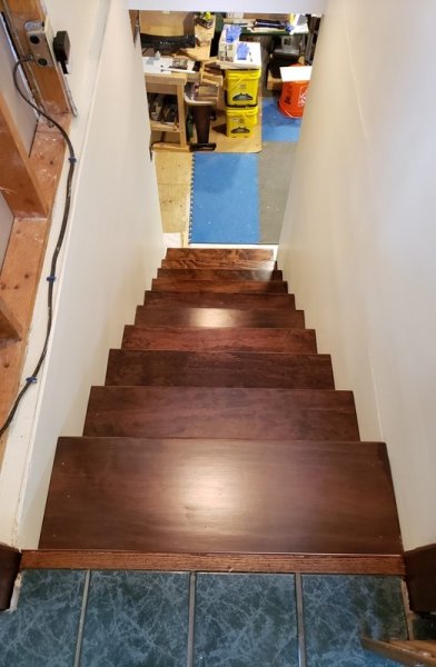 Stairs in from top.jpg