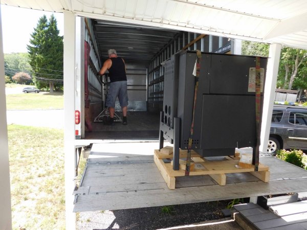 18 Aug 2020 Stove on gate, lifting frame removed.JPG