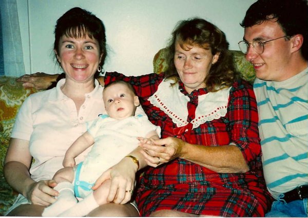 Lynne-Victoria-Judy-Charlie 1990.JPG