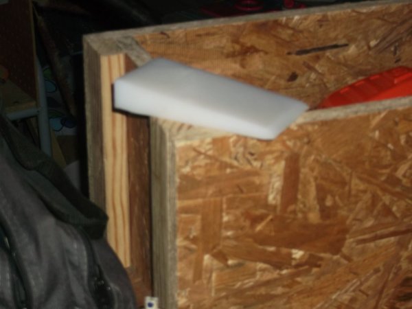 plastic wedges 002.jpg