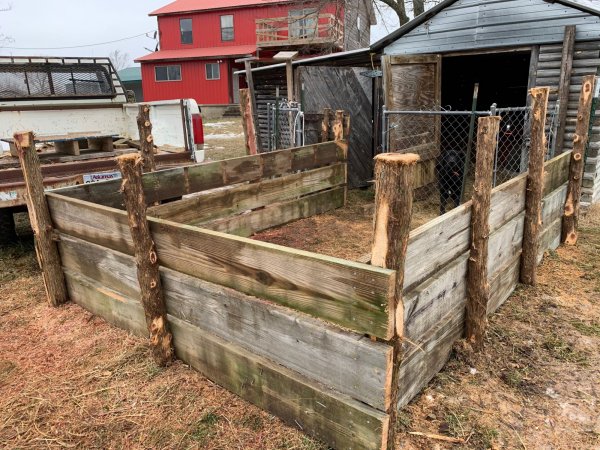 DOG PEN FROM SOUTH EAST.jpg
