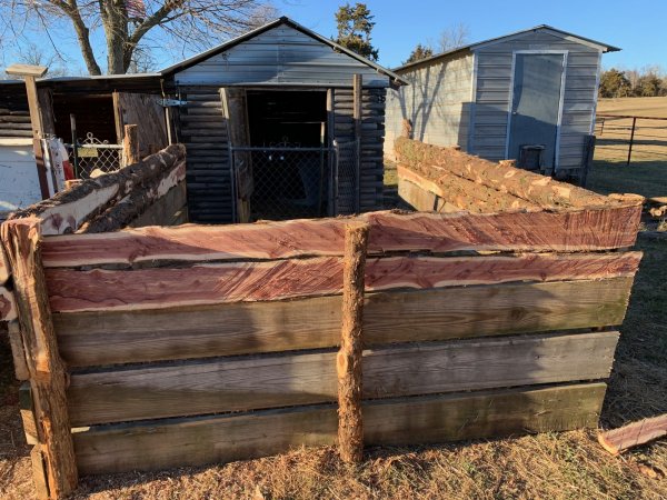 DOG PEN, DONE FROM SOUTH.jpg
