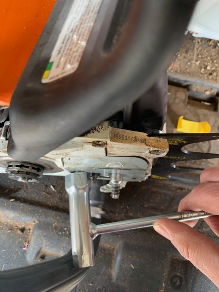 STIHL 461 FULL WRAP LONG WRENCH WON'T FIT.jpg