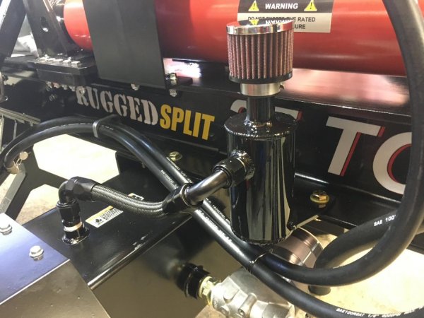 log splitter breather tank.jpg