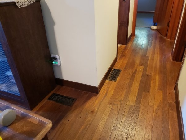 hall baseboards.jpg