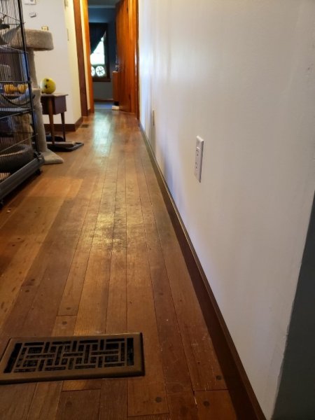 livingroom baseboard.jpg