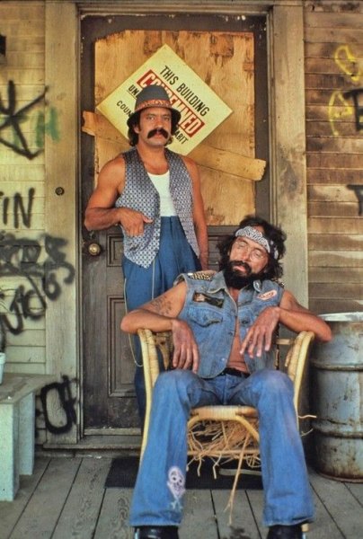 e64ed21538ed7267fd66a7f88d69d2c3--cheech-and-chong-funny-people.jpg