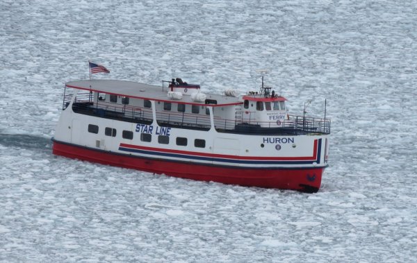 Ferry in ice.jpg