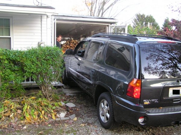 SUV- trailer going on porch.jpg