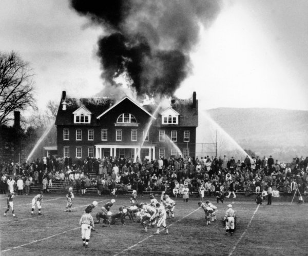 FOOTBALLFIRE-jumbo-v8.jpg