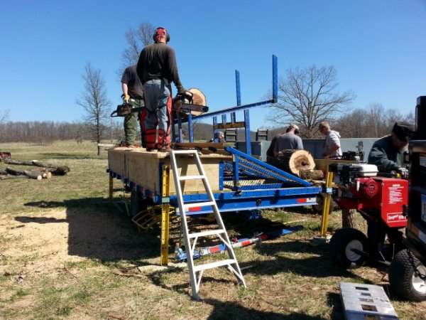 Log Bucking Trailer 14 ft long (6).JPG