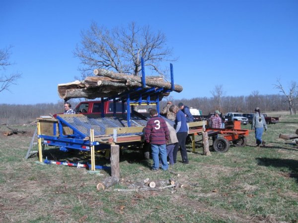 Log Bucking Trailer 14 ft long (8).JPG