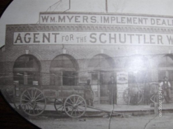 Myers Dealer Schuttler Wagon.JPG