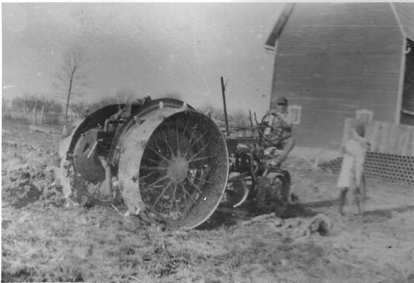 Harold-Irma Cook-1920-Moline tractor.jpg
