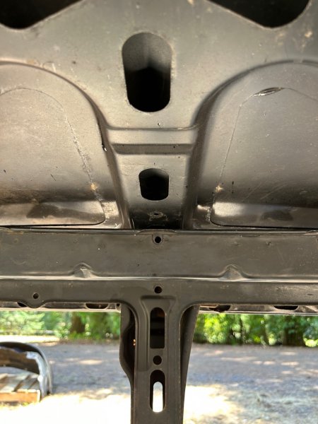 Hood to fender bracket22.jpg