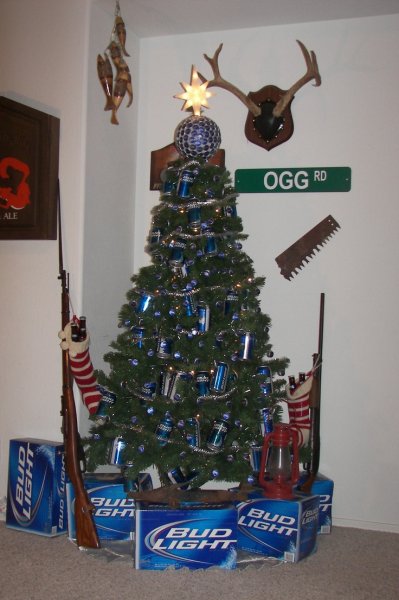 x mas tree.jpg