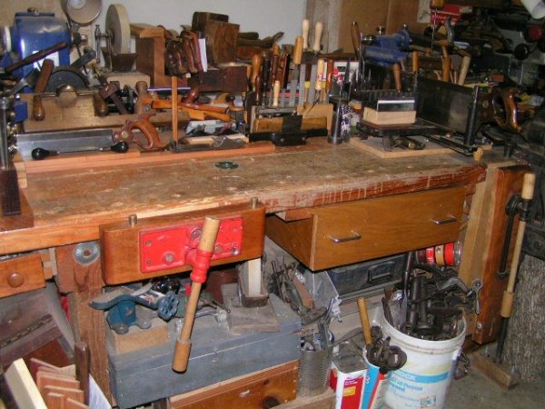 bench semi cluttered.jpg