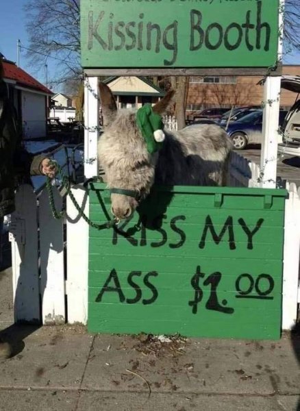 Kissing booth.jpg